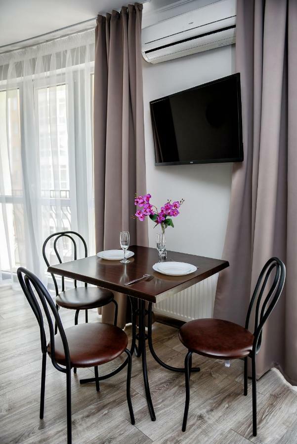 Apart Reserve Sloboda Loft Ивано-Франкивск Екстериор снимка